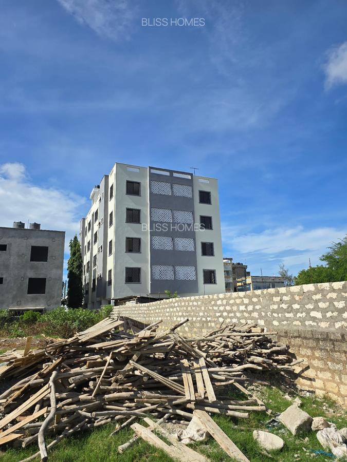 2 Bed Apartment with En Suite at Mtambo Road - 11