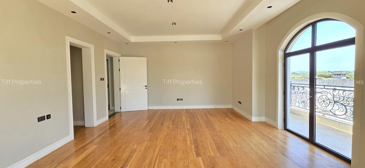 5 Bed Townhouse in Loresho - 11