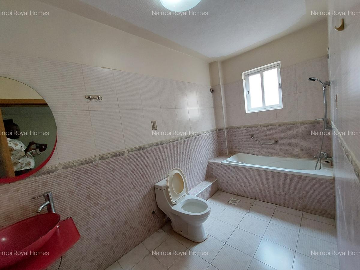 3 Bed Apartment with En Suite at Lavington - 9