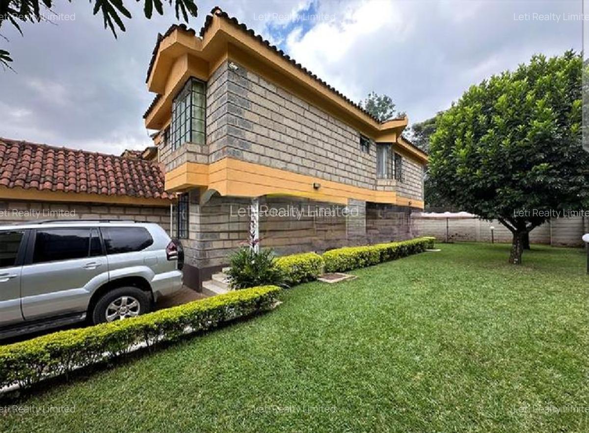4 Bed Townhouse with En Suite in Lavington - 2