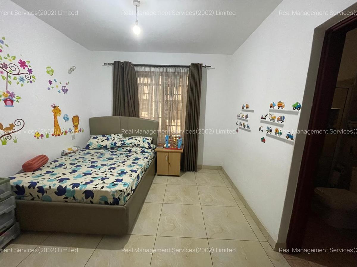 3 Bed Apartment with En Suite at 1St Parklands - 7