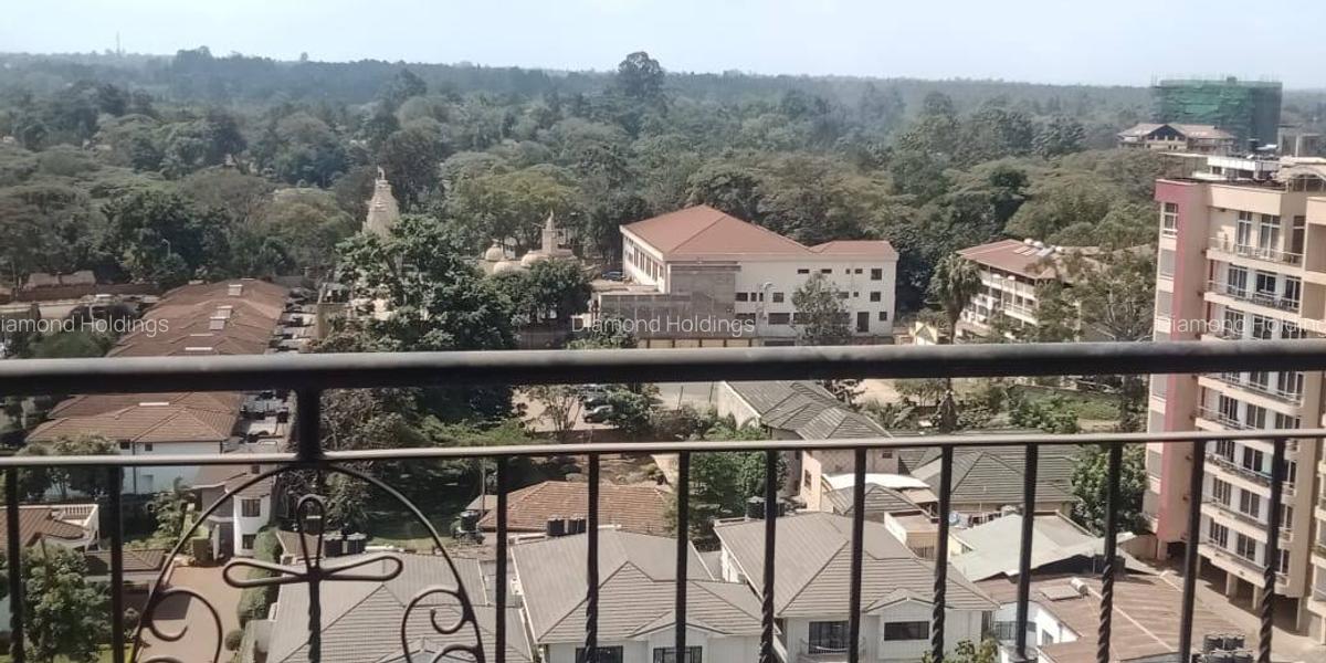 3 Bed Apartment with En Suite at Parklands - 12