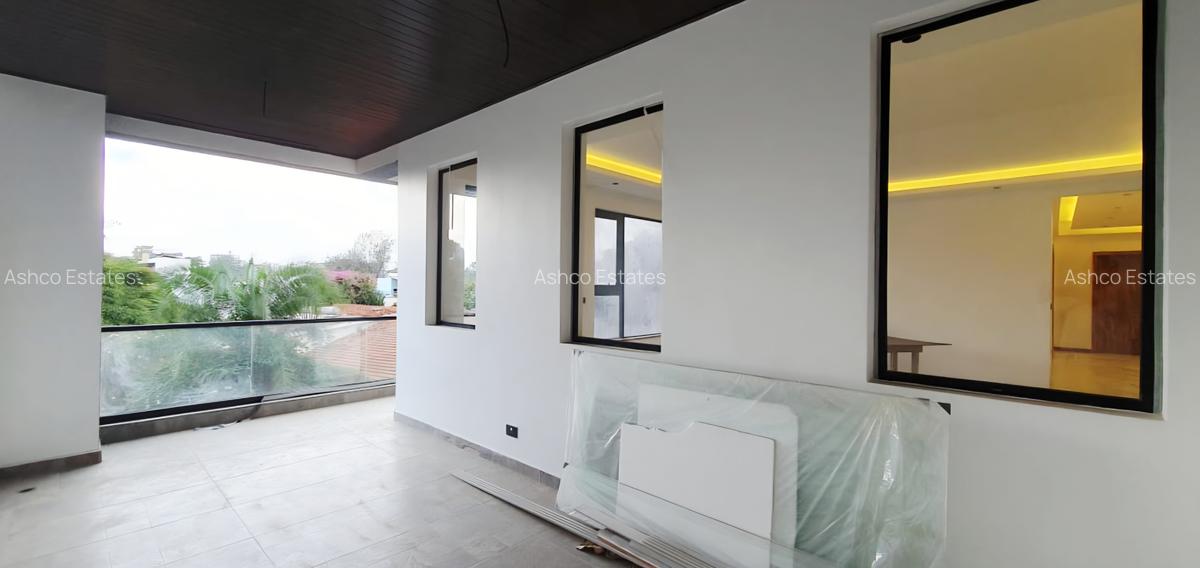 4 Bed Apartment with En Suite in Spring Valley - 4