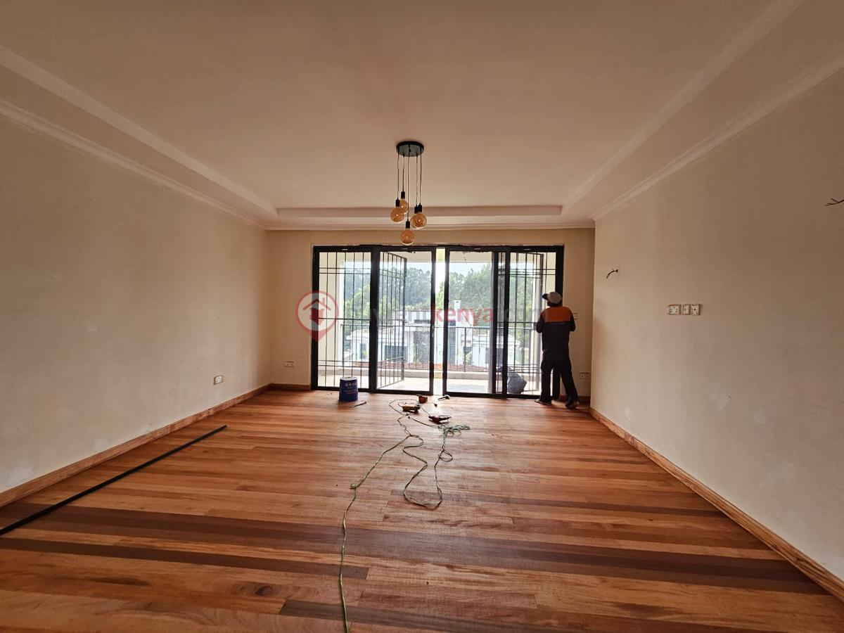 5 Bed Villa with En Suite in Loresho - 10