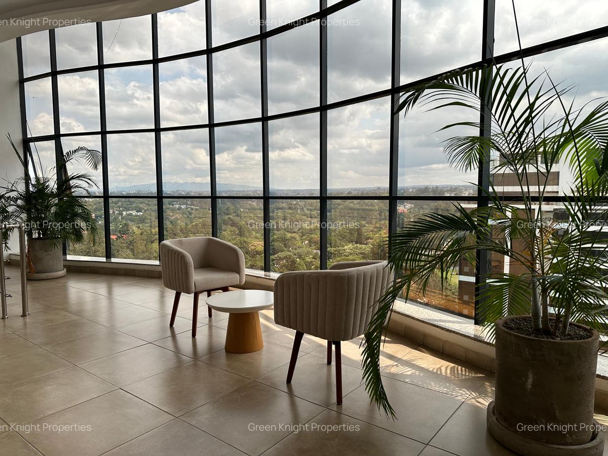 Serviced 3 Bed Apartment with En Suite in Westlands Area - 11