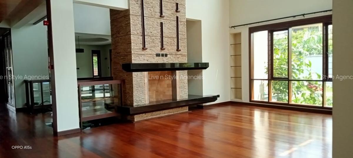 4 Bed Townhouse with En Suite in Runda - 6