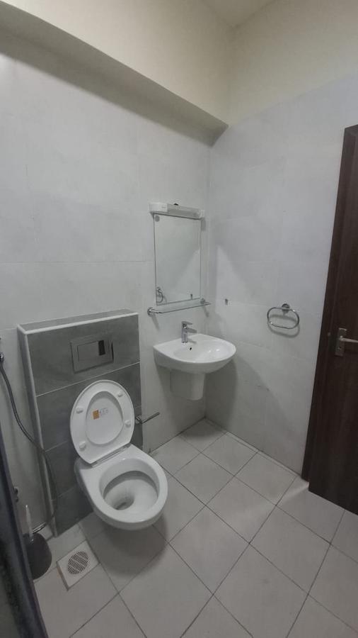 1 Bed Apartment with En Suite at Arwings Khodek - 7