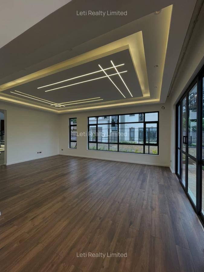 5 Bed Townhouse with En Suite in Lavington - 5