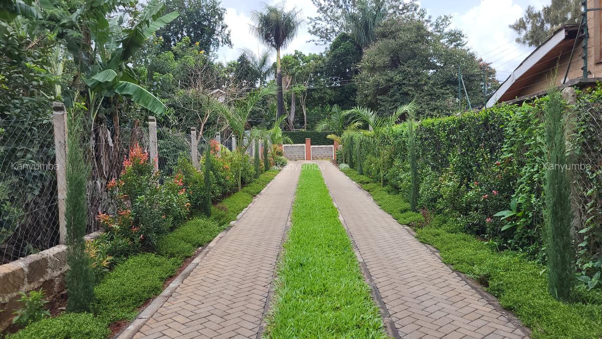 5 Bed House with En Suite at Runda - 7