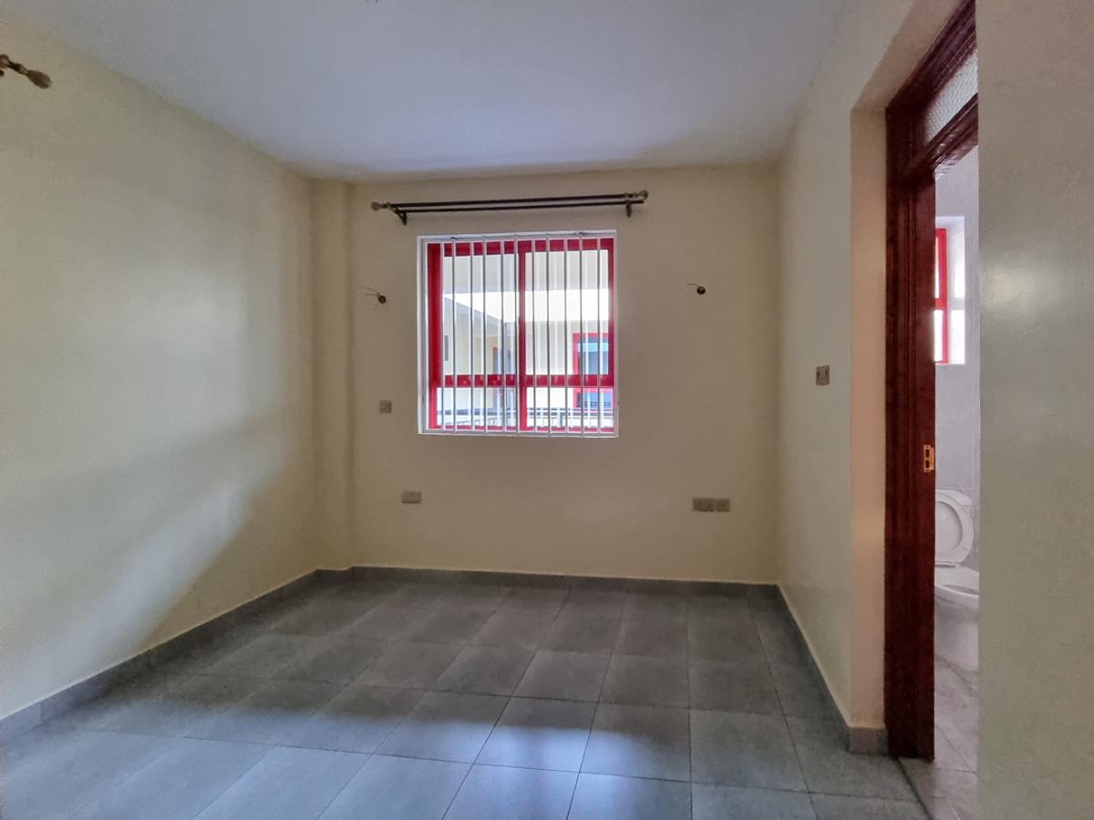 2 Bed Apartment with En Suite at Zambezi - 6