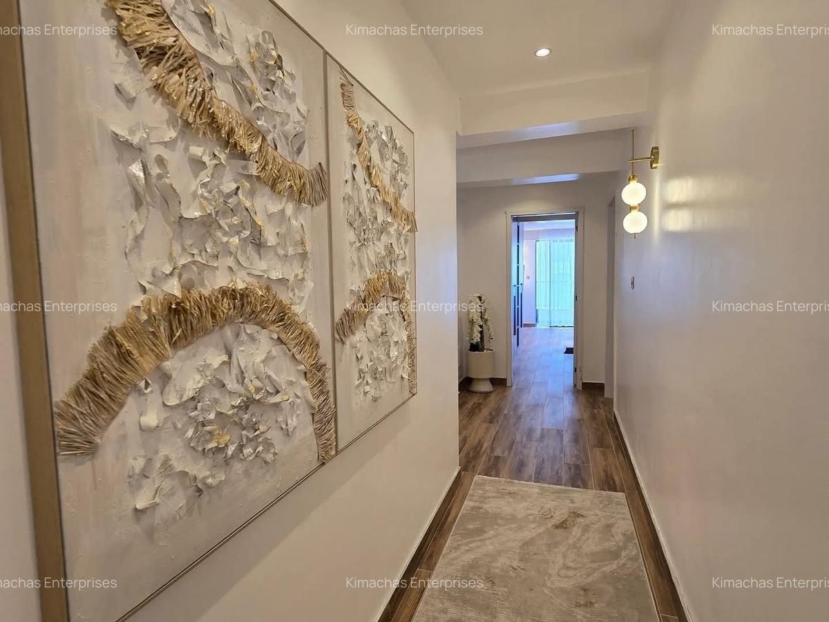 3 Bed Apartment with En Suite at Links Road - 9