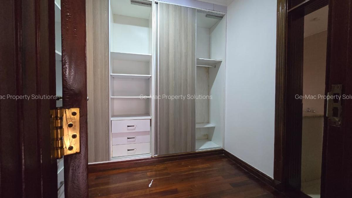 4 Bed Villa with En Suite in Kyuna - 14