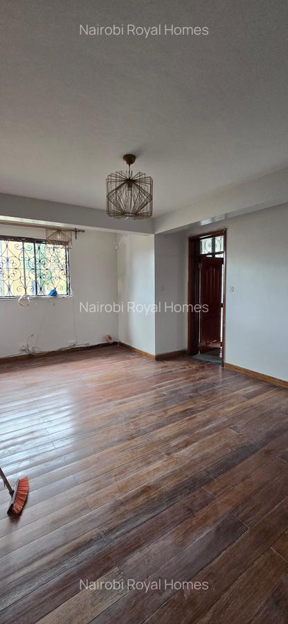 5 Bed Townhouse with En Suite at Off Convent Drive - 19