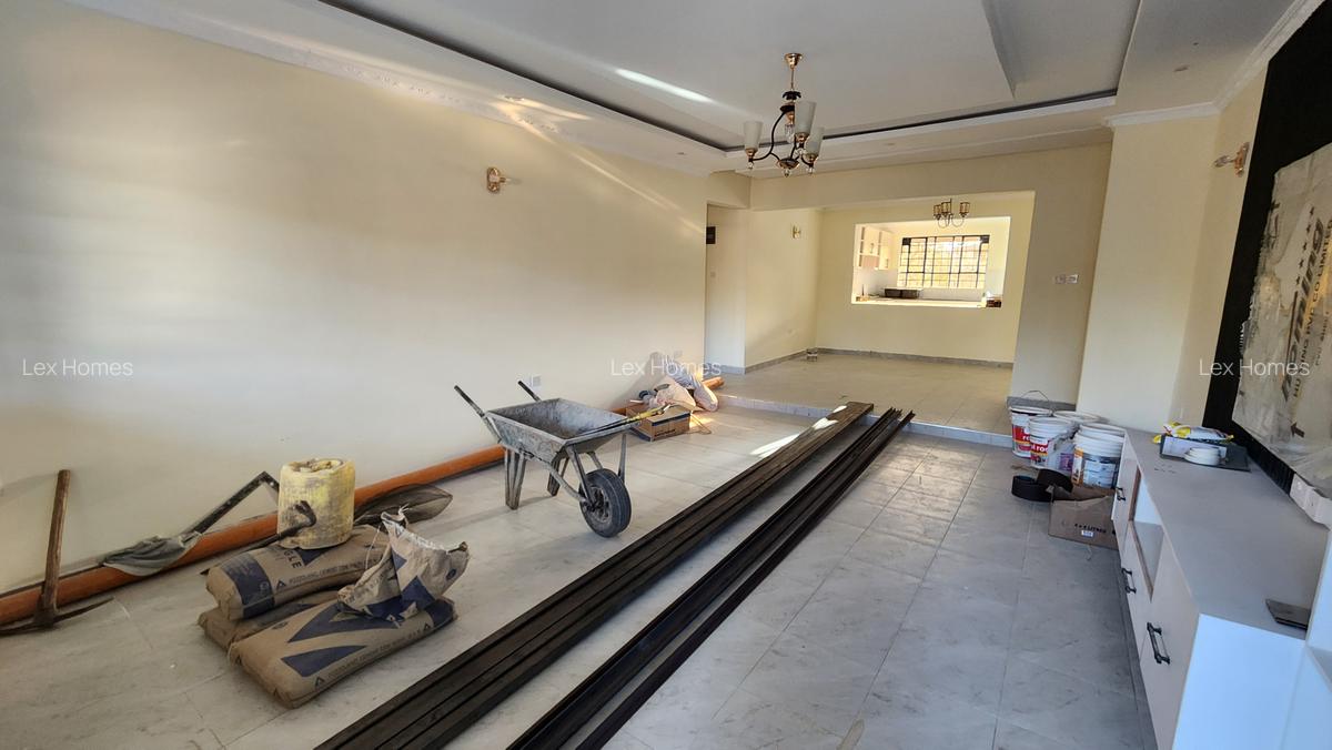 3 Bed House with En Suite at Rimpa - 1