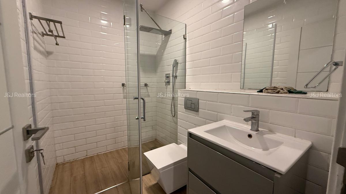 2 Bed Apartment with En Suite in Riara Road - 18