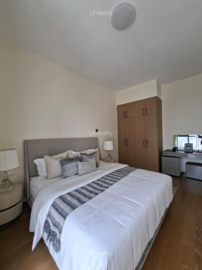 Serviced 2 Bed Apartment with En Suite at Westlands Road - 12