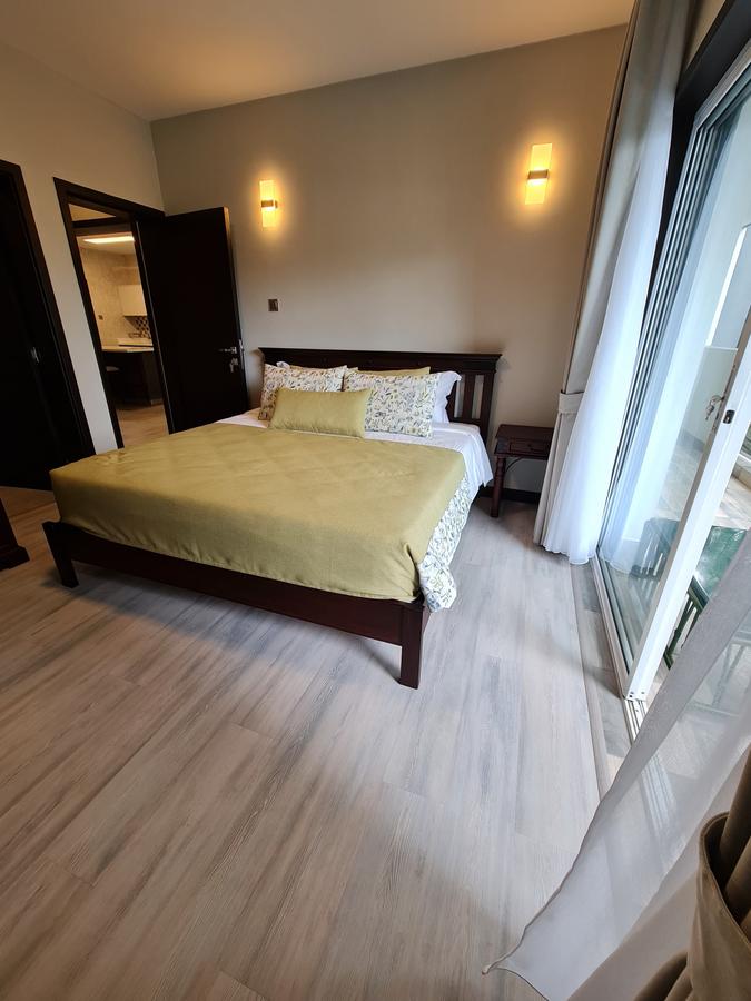 Furnished 2 Bed Apartment with En Suite at Riverside Drive - 7