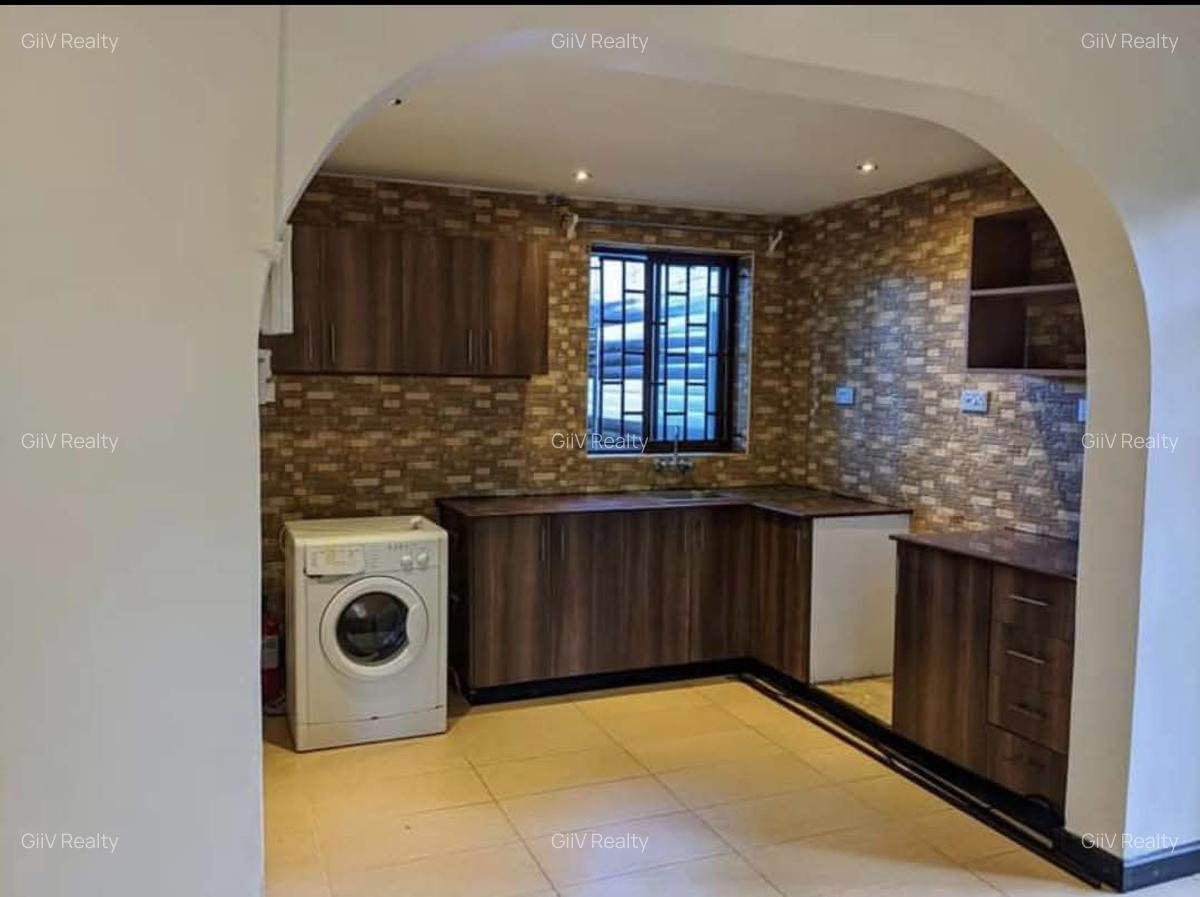 2 Bed House with Garden in Spring Valley - 7