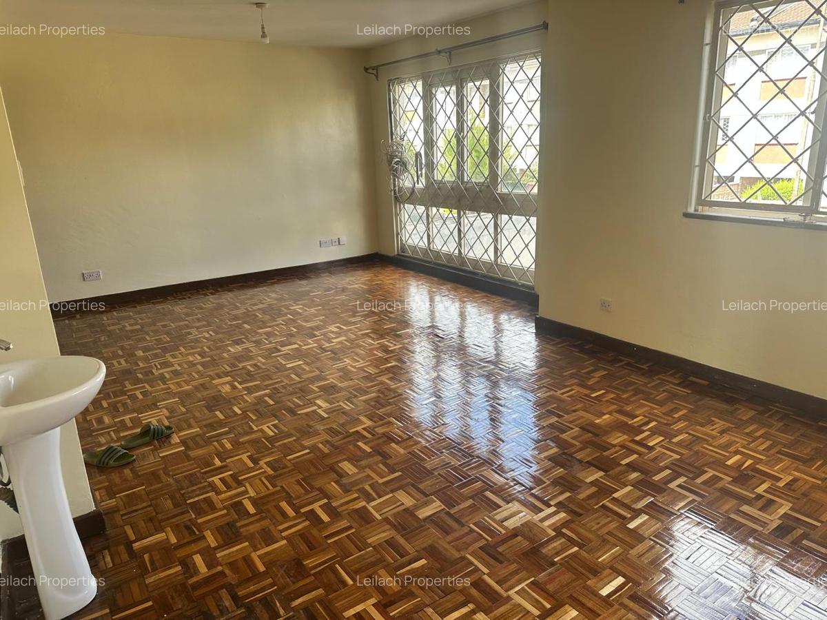 4 Bed House with En Suite in South C - 3