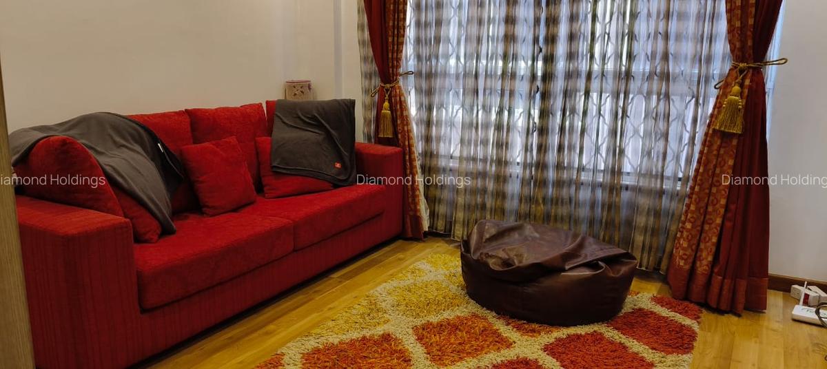 Serviced 4 Bed Apartment with En Suite at Parklands - 8