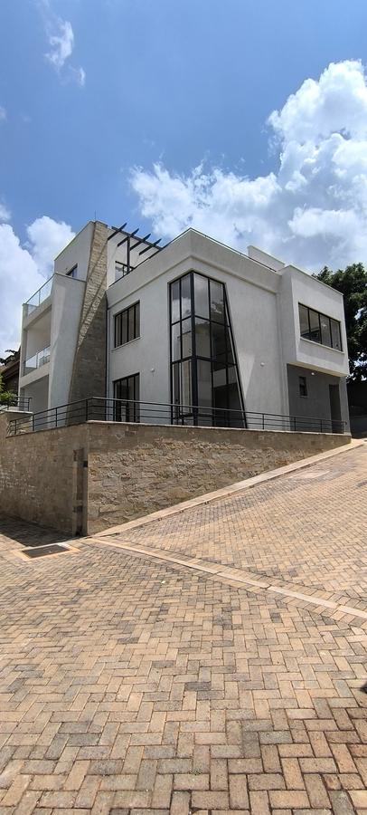 5 Bed Villa with En Suite at Lavington - Games Gichuru - 1