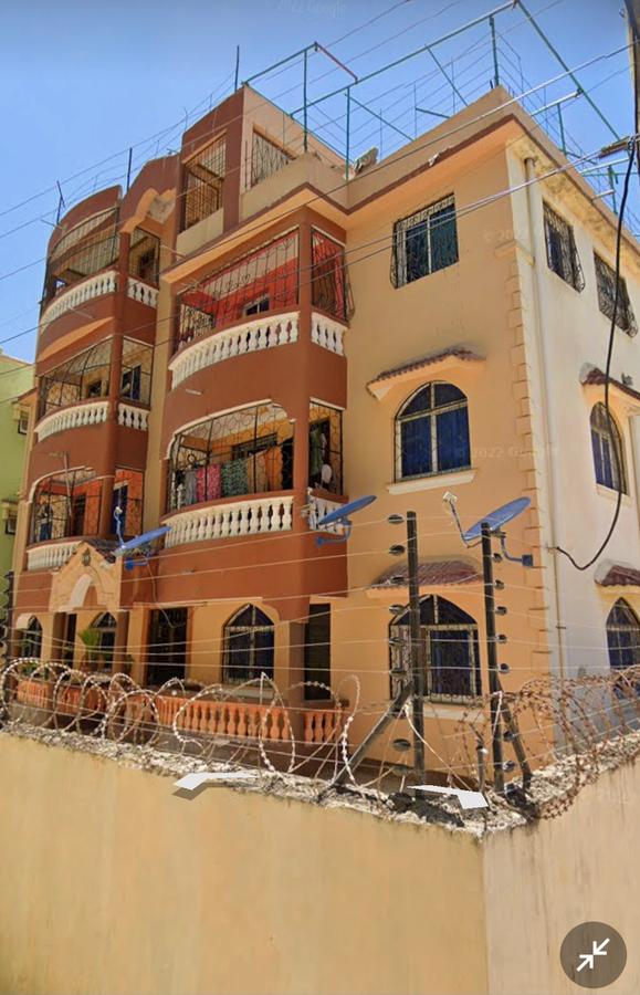 Serviced 2 Bed Apartment with Borehole at Bamburi Mombasa Mwembelegza - 1