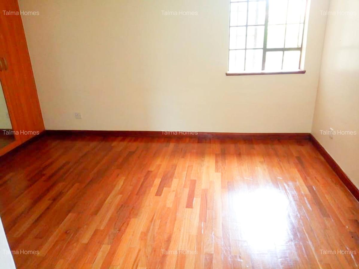 5 Bed Townhouse with En Suite at James Gichuru Road - 14