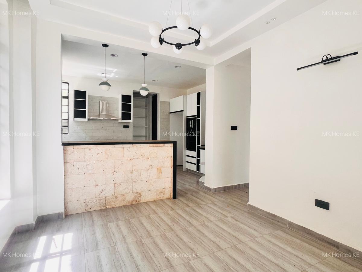 4 Bed House with En Suite at Membley - 6