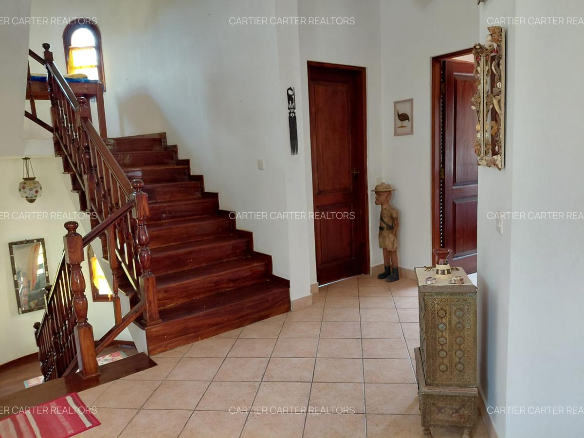 4 Bed Villa with En Suite in Watamu - 9