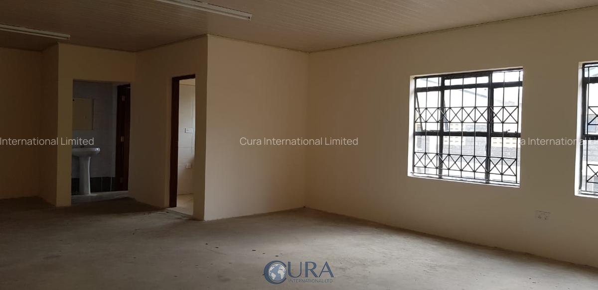 6,740 ft² Warehouse in Ruaraka - 7