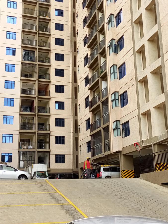 2 Bed Apartment with En Suite at Dennis Pritt Road - 15