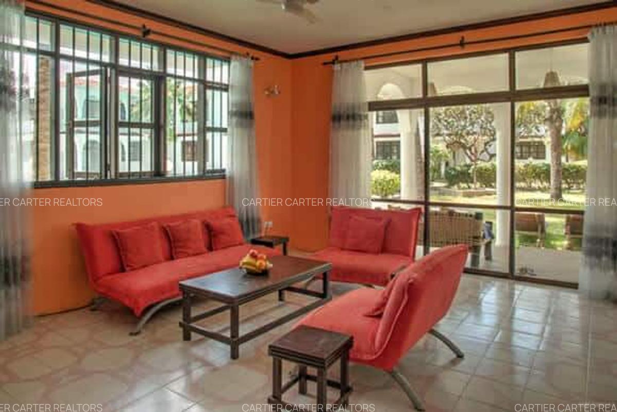 10 Bed Villa with En Suite in Diani - 5