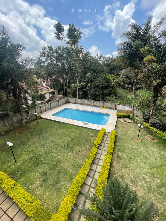 Serviced 3 Bed Apartment with En Suite in Brookside - 20