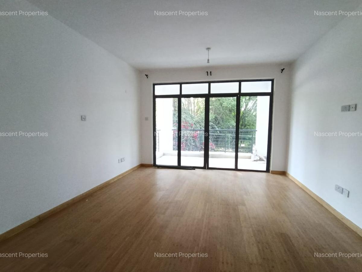 5 Bed Townhouse with En Suite in Lavington - 17