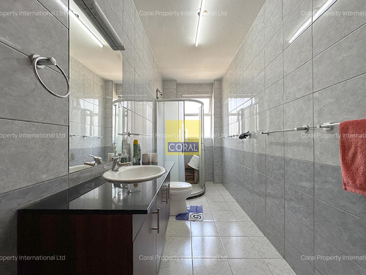 2 Bed Apartment in Parklands - 12