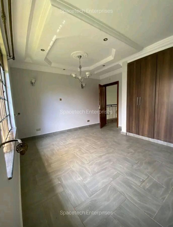 3 Bed House with En Suite in Runda - 4