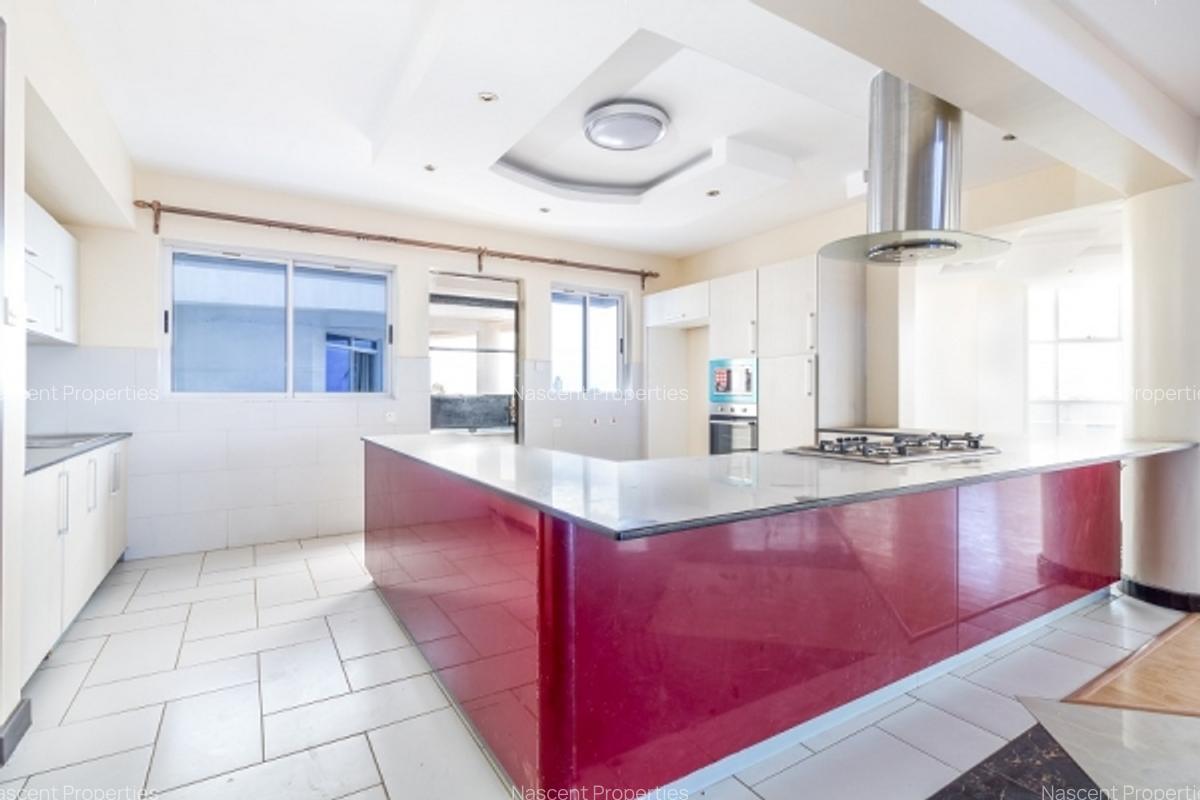 3 Bed Apartment with En Suite in Kileleshwa - 4