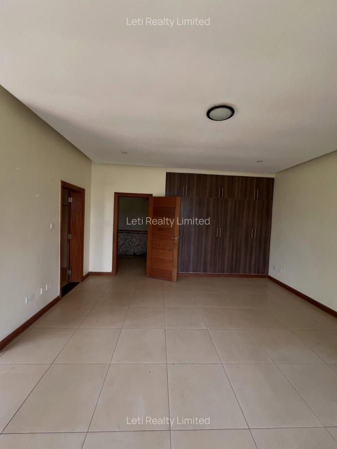 4 Bed Townhouse with En Suite in Runda - 9