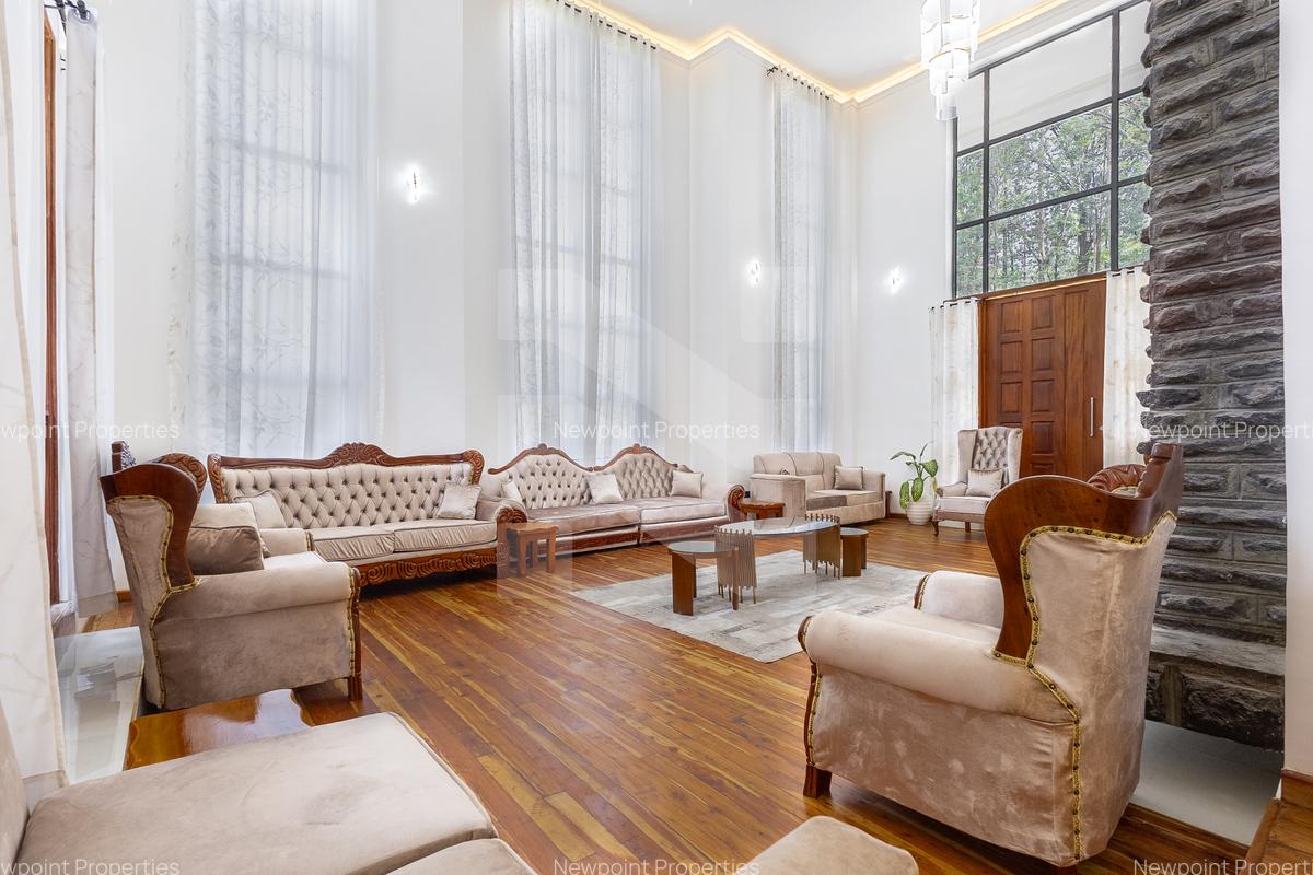 7 Bed House with En Suite in Karen - 11