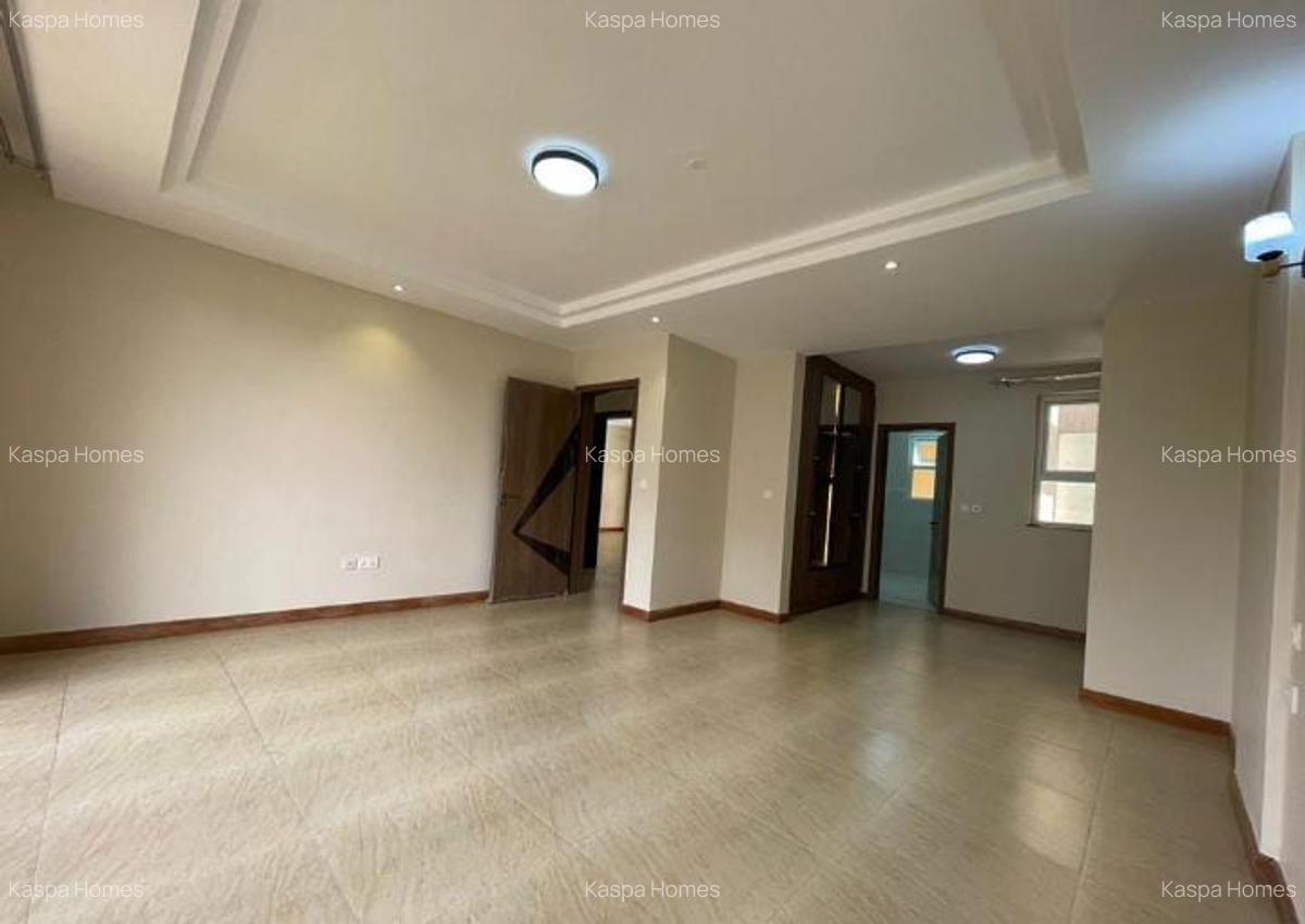 Serviced 3 Bed Apartment with En Suite in Kilimani - 9