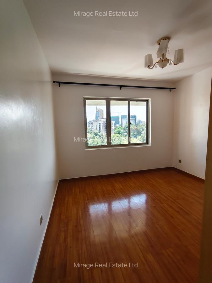 3 Bed Apartment with Swimming Pool in Kileleshwa - 12