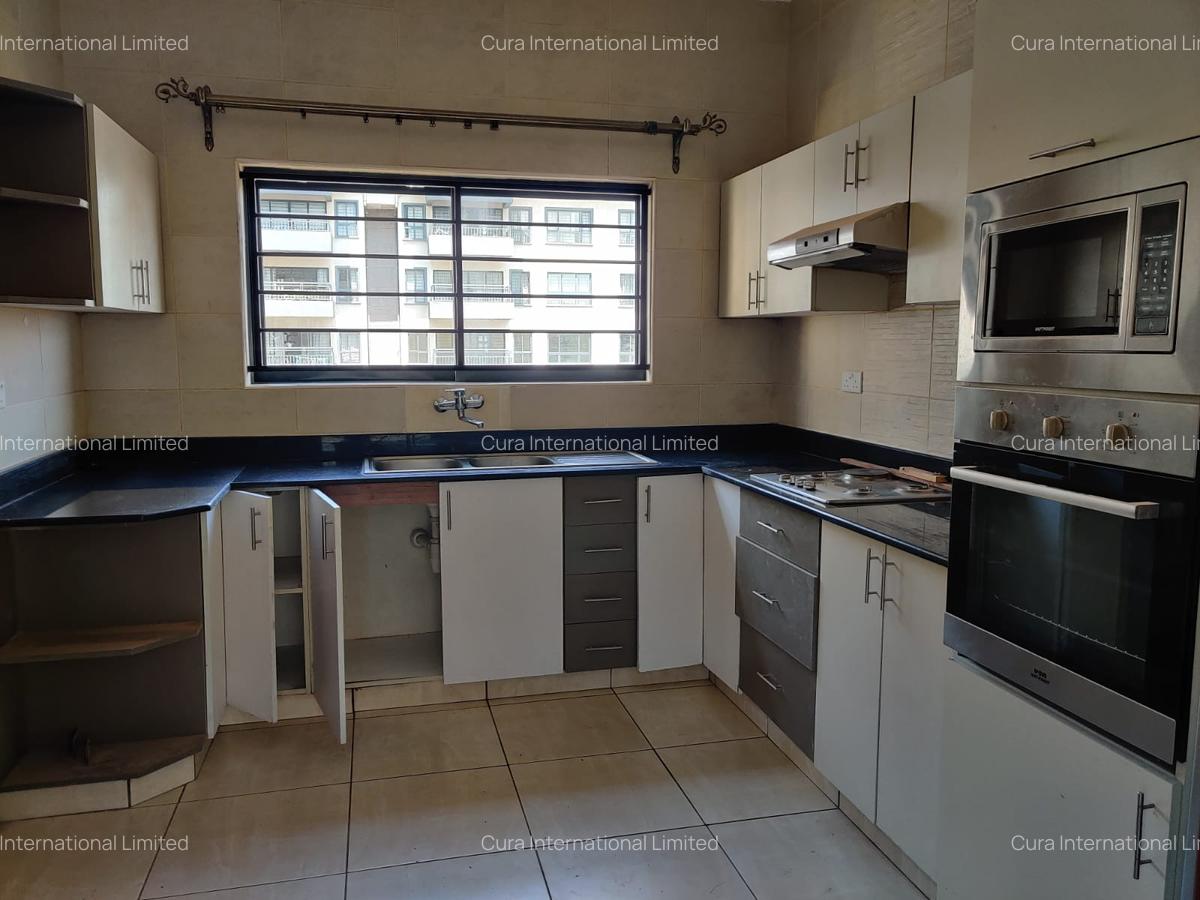 3 Bed Apartment with En Suite in Westlands Area - 3