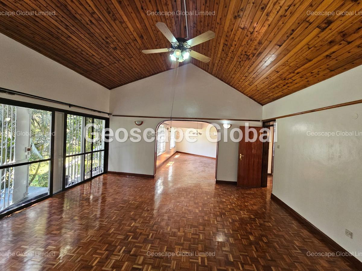 5 Bed House with En Suite in Gigiri - 11