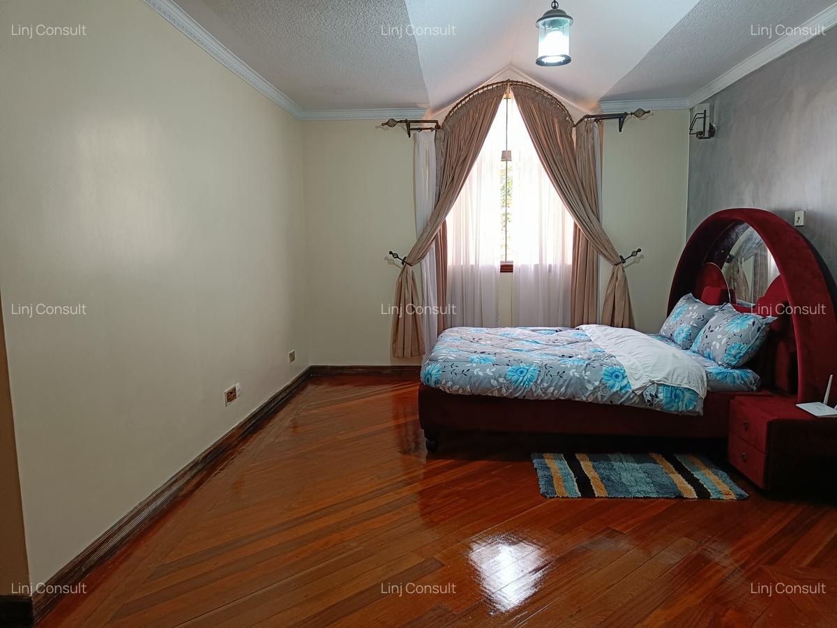 4 Bed Townhouse with En Suite in Runda - 11