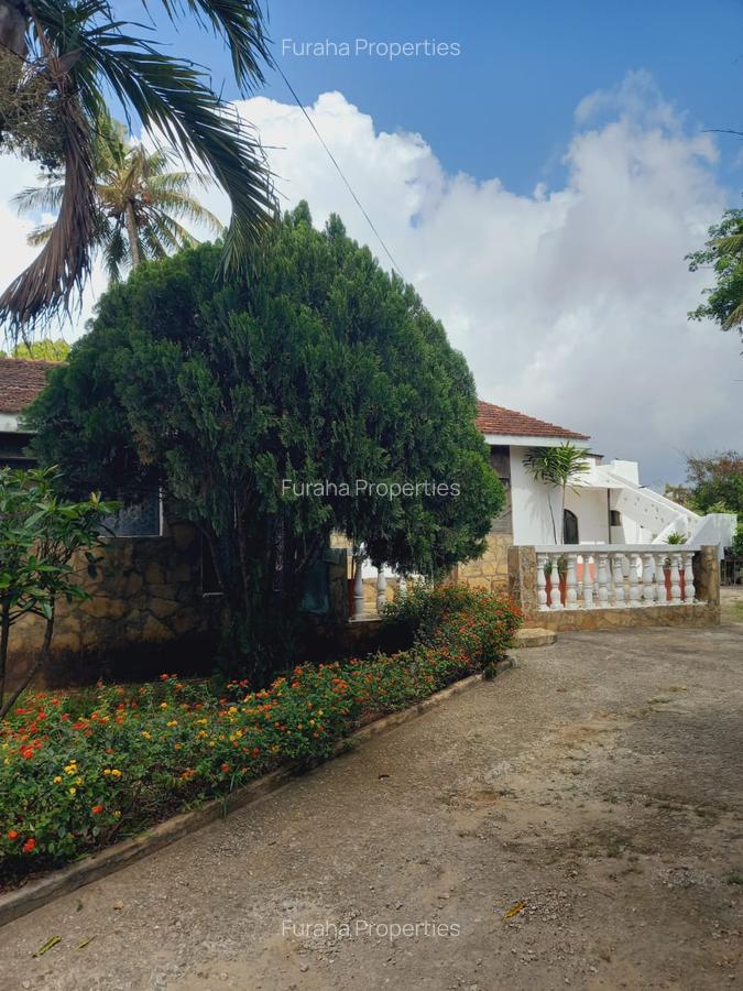 3 Bed House with En Suite in Nyali Area - 9
