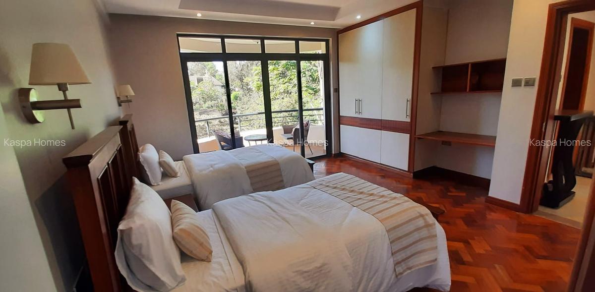 Serviced 4 Bed Apartment with En Suite in Riverside - 11