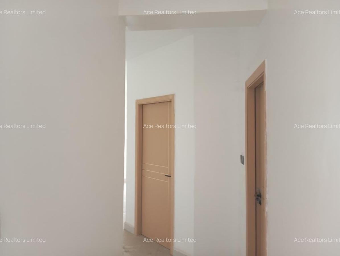 4 Bed Apartment with En Suite at Forest Road - 2