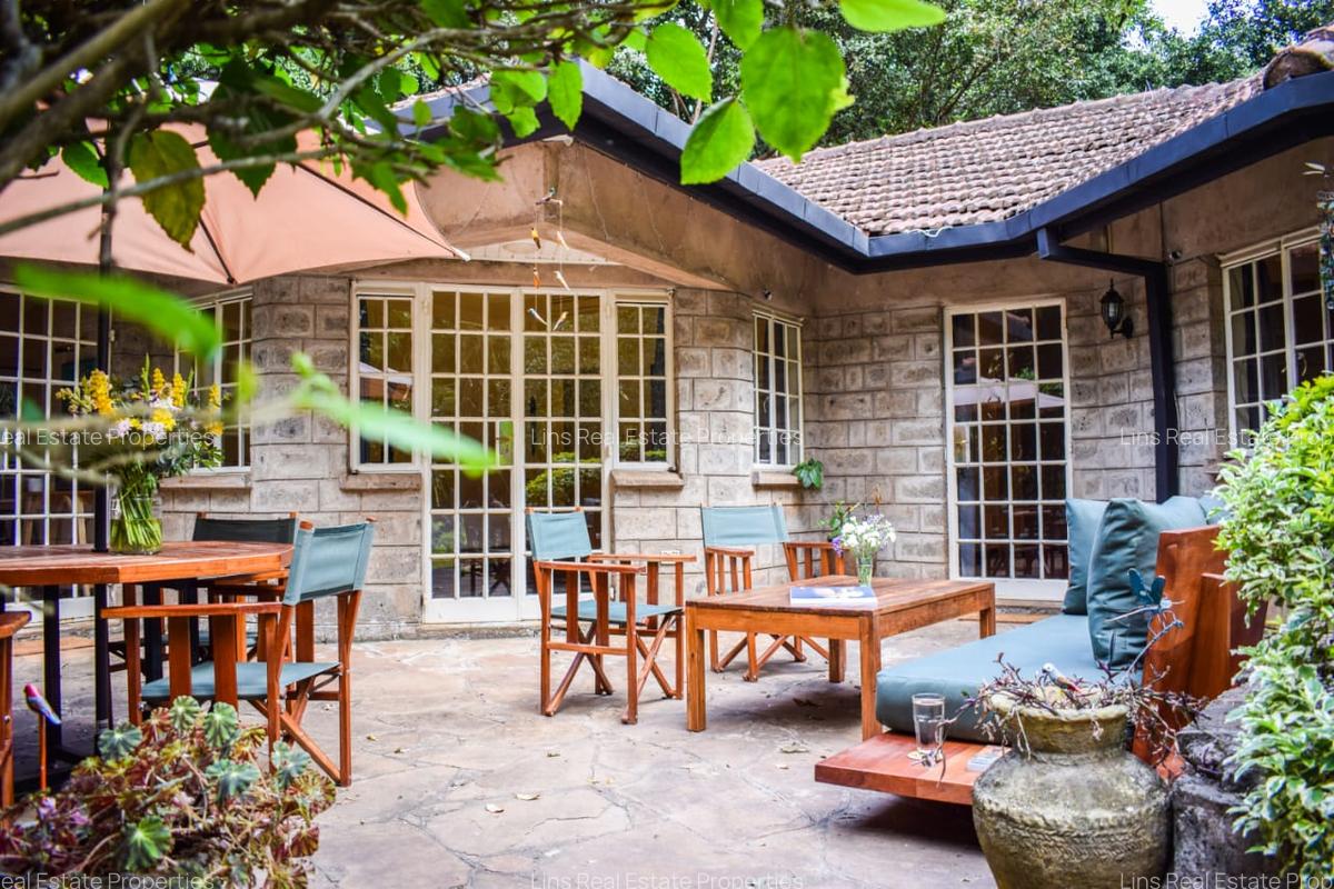 2 Bed House with En Suite in Kyuna - 2