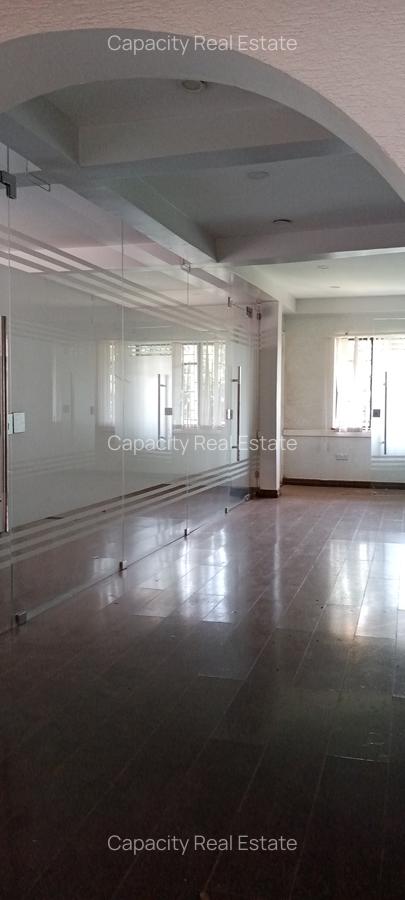 8 Bed Townhouse with Garden in Westlands Area - 5