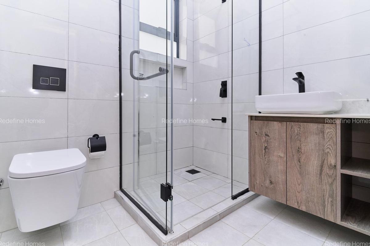 3 Bed Apartment with En Suite in Brookside - 13